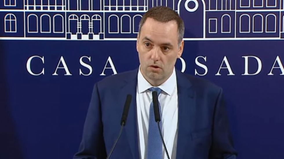 Milei cambia al vocero tras escándalo por presunto enriquecimiento ilícito