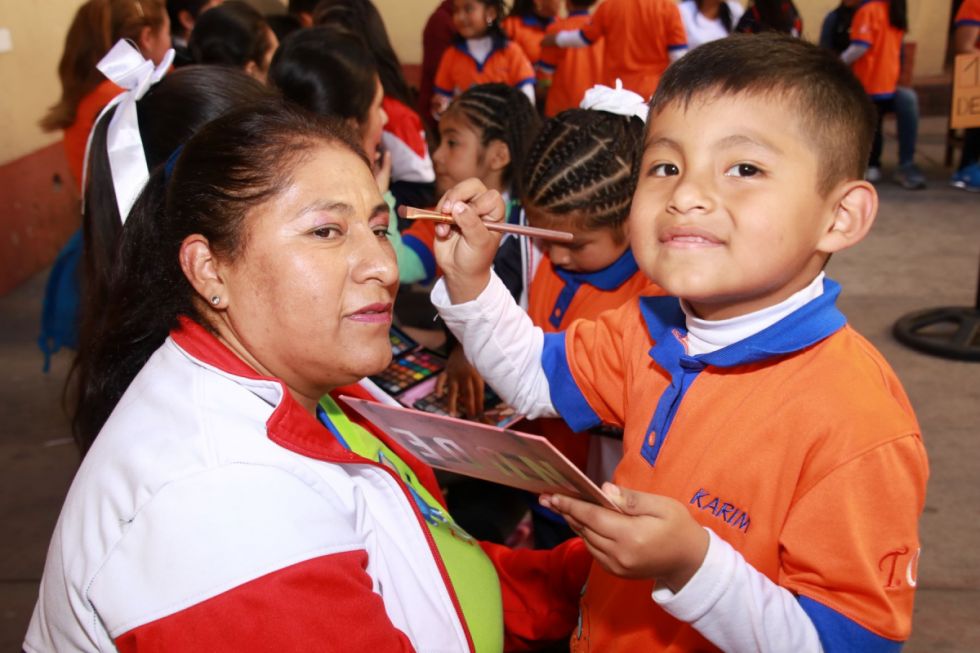 Actividades de madres e hijos en la Tercera Orden Franciscana