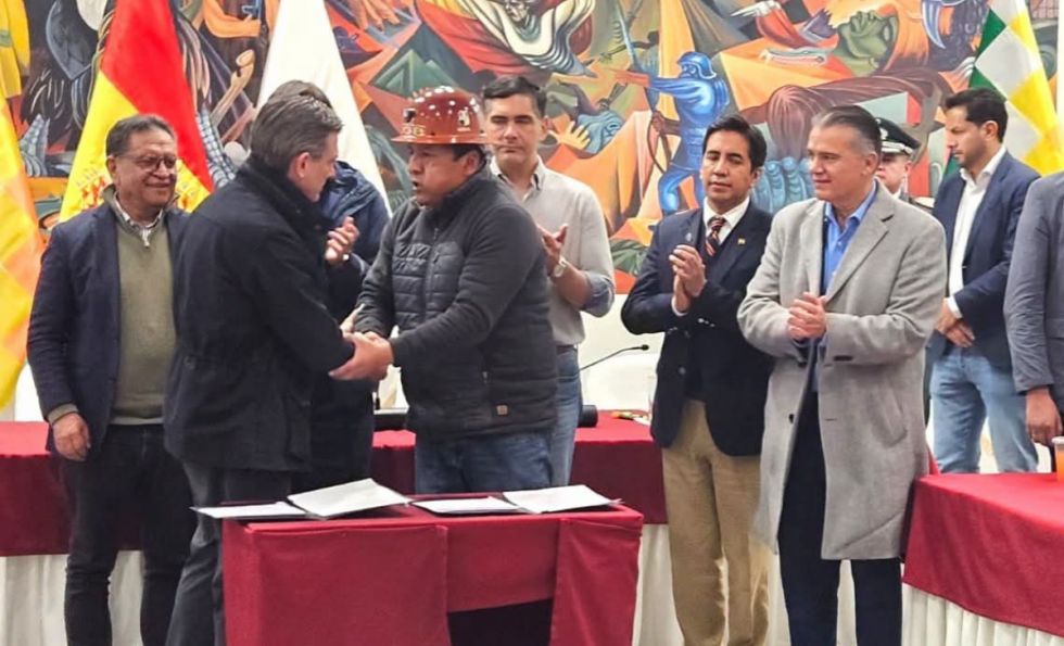 El Gobierno y la COB sellan acuerdo que debe cumplirse en 90 días