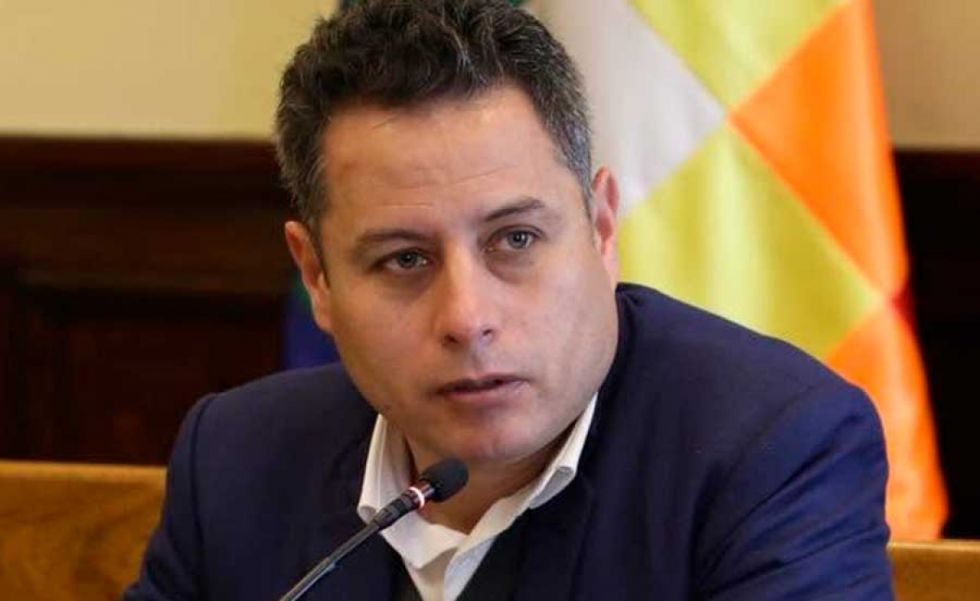 Lara está bajo observación médica
