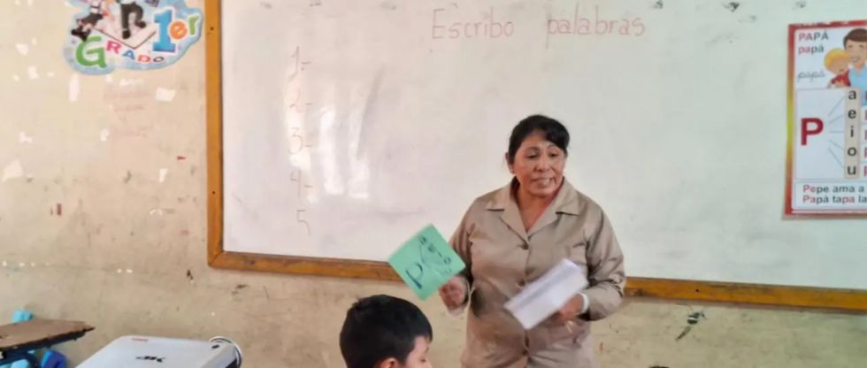 Gobierno destina más de Bs 413 millones para el bono a los maestros