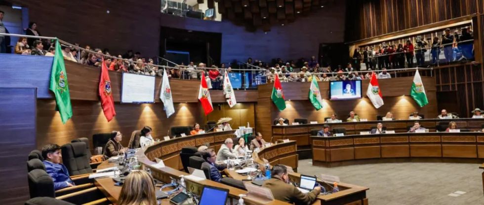 Senado sanciona crédito de más de $us 118 MM