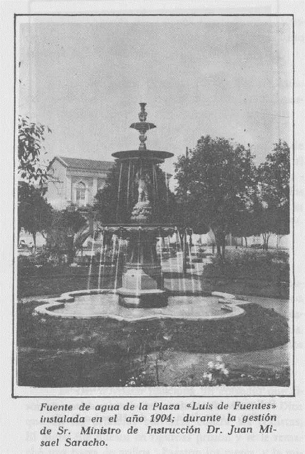 Fuente Plaza Luis de Fuentes