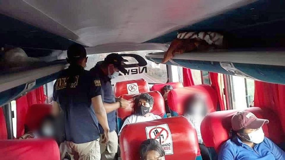 Defensoría reforzará controles de permisos de viaje para menores durante las vacaciones de invierno