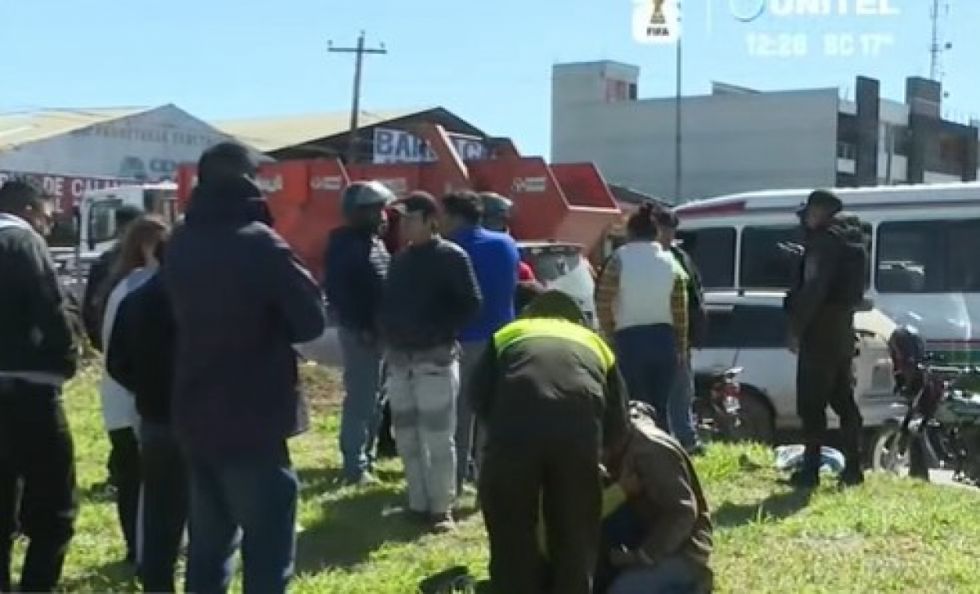 Bebé muere tras caer de un ‘torito’: Viajaba con sus padres, que no se percataron de lo ocurrido