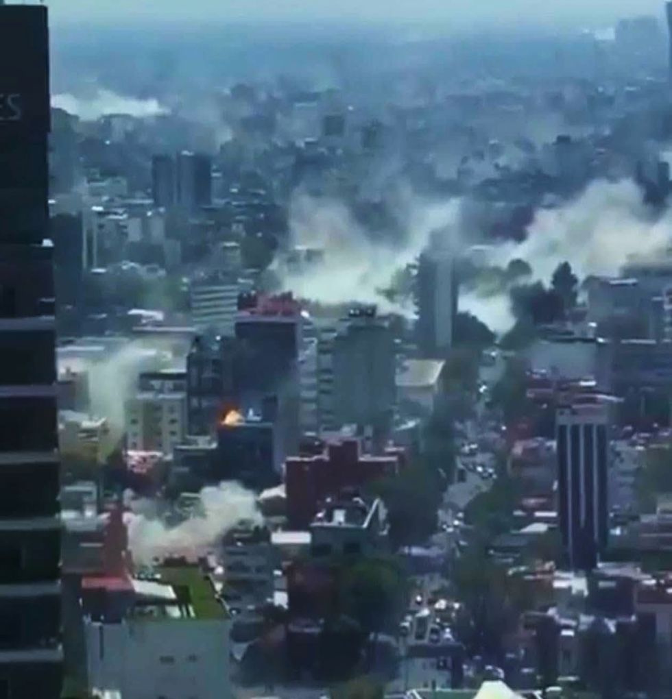 Terremoto de 7,4 estremece México y se percibe en Centroamérica