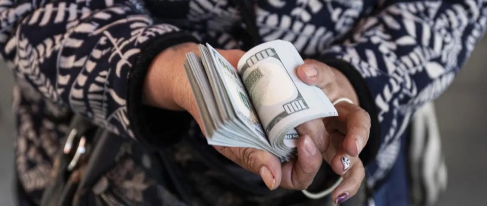 La cotización del dólar se acerca a los 11 bolivianos