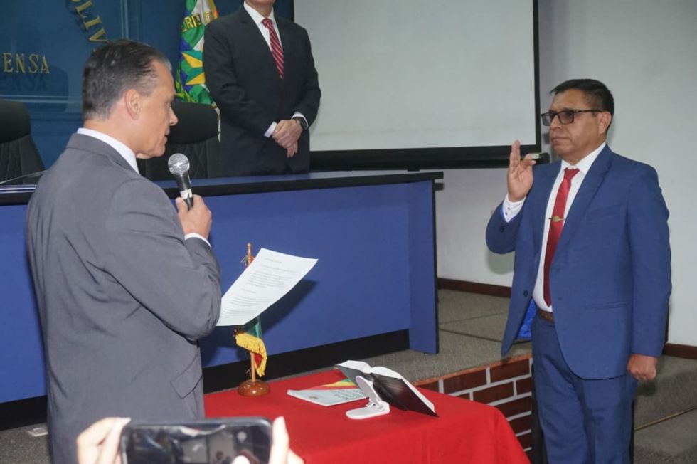Willy Pozo asume el Viceministerio de Defensa y Cooperación al Desarrollo Integral
