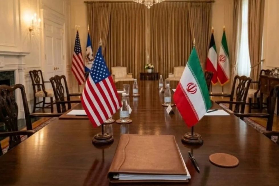 Irán niega estar negociando con Estados Unidos