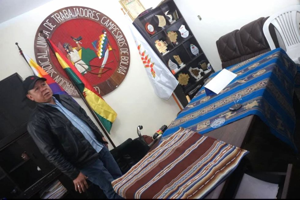 Denuncian intento de toma en la sede de la CSUTCB