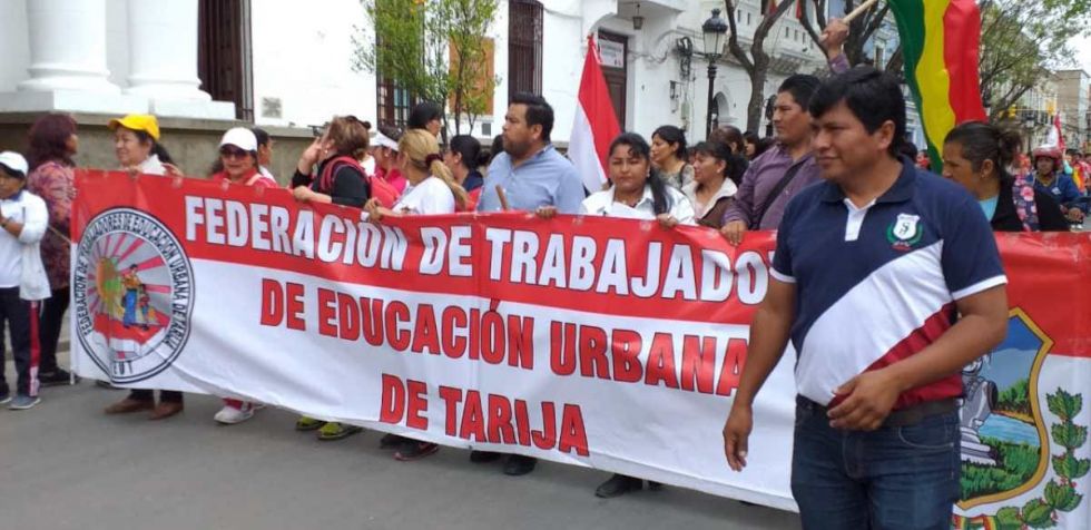 Persisten los problemas con el pago a docentes; el Magisterio anuncia protestas desde el lunes