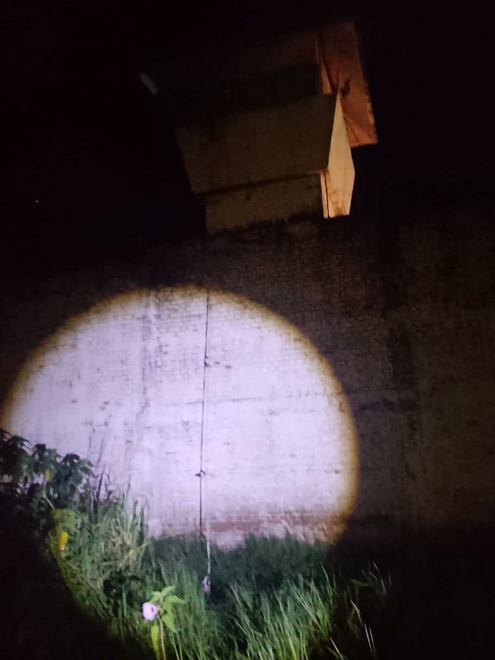 Investigan presunta fuga de reclusos en Palmasola luego de un apagón