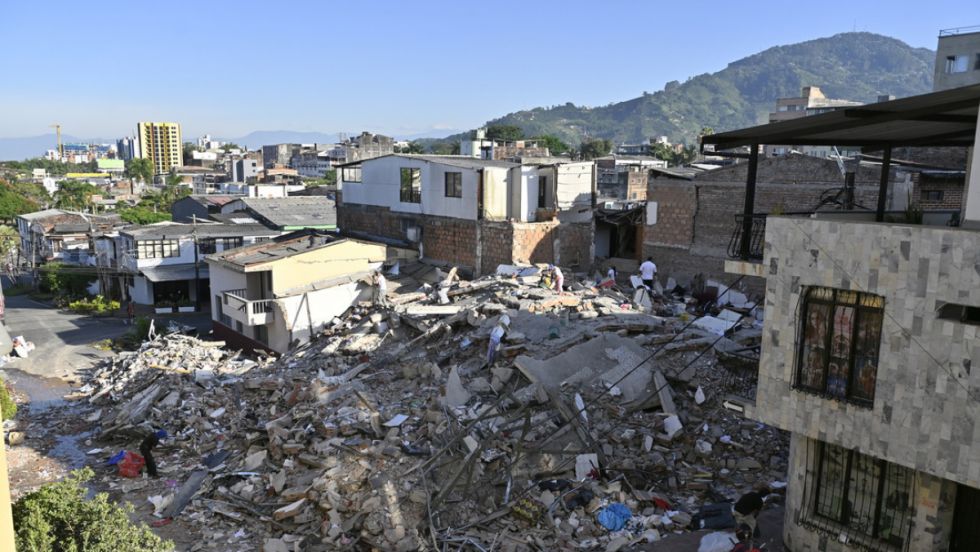 Colombia: Sube a 265 la cifra de muertos por sismo