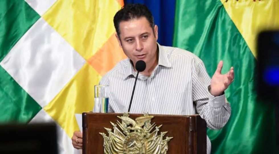 Lara visitó la cárcel de San Pedro, tuvo una “conversación muy corta” con Arce 