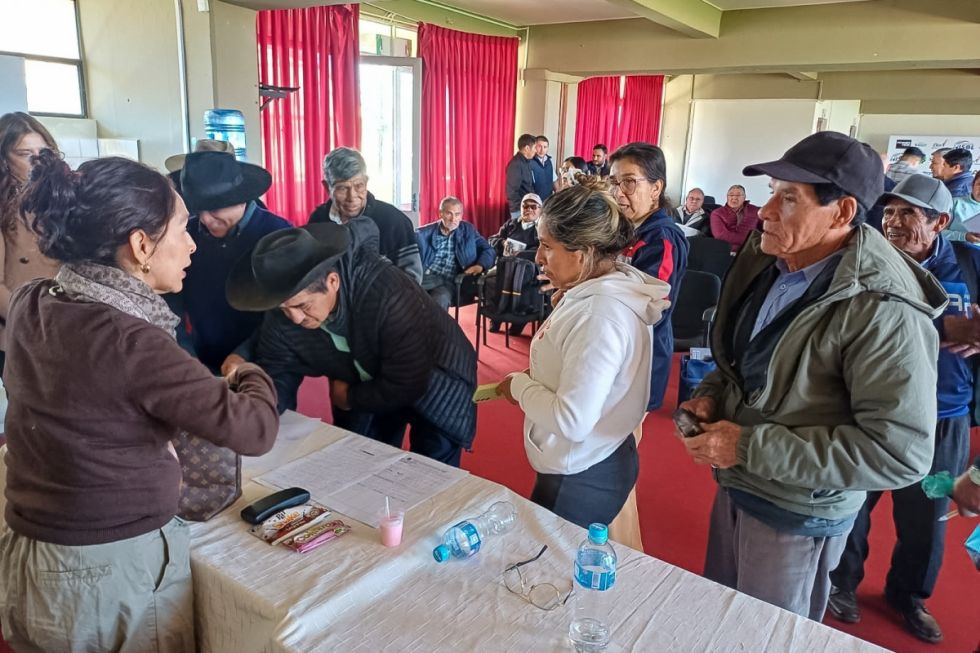 Acuerdan la entrega de tres canastas alimentarias a los adultos mayores