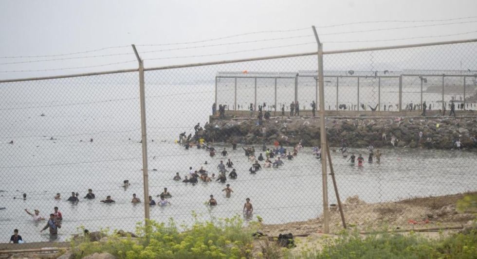 Ceuta bajo amenaza migratoria y tensión con Marruecos