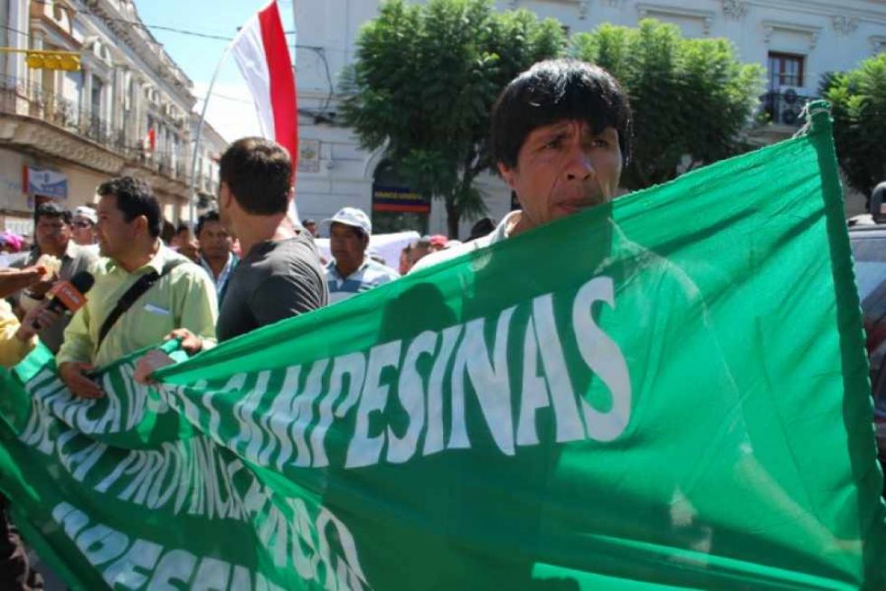 Campesinos se movilizan para que se cumplan los acuerdos