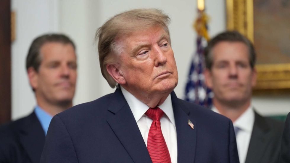 Donald Trump: EEUU aún tiene opciones militares contra Irán