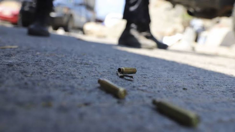Un hombre murió acribillado con 23 balazos en el trópico