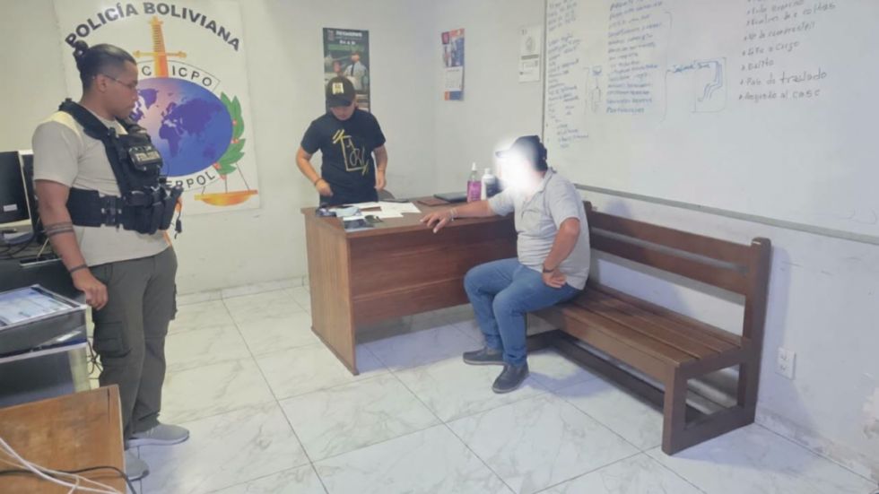 FAB deslinda responsabilidad por militar detenido por la DEA