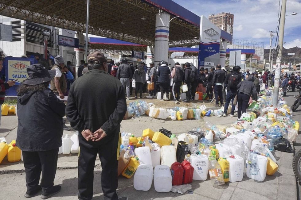Diésel: Contrabando y mercado negro mantienen especulación
