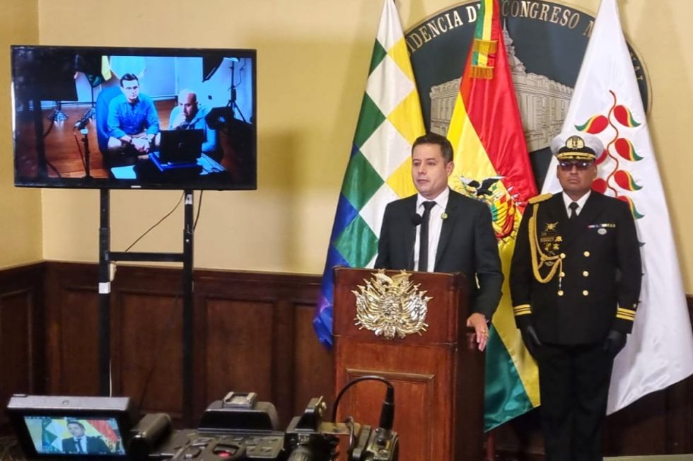 Lara presenta otro audio de una  conversión entre Paz y Cerimedo sobre el Trópico 