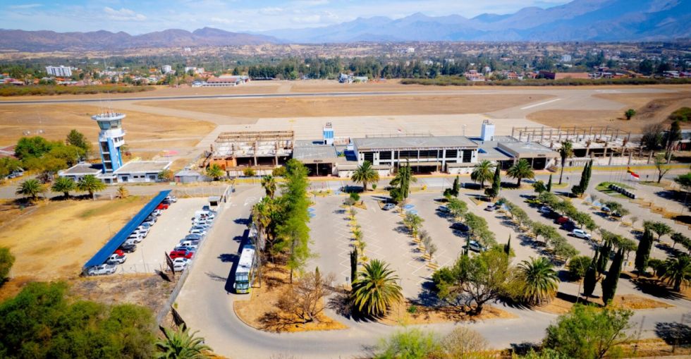 Licitan obras para la pista del aeropuerto de Tarija 