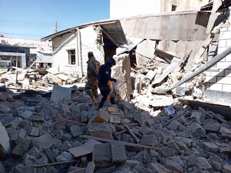 Hallan un cuarto fallecido tras las explosiones en Viacha y aún buscan a 11 personas