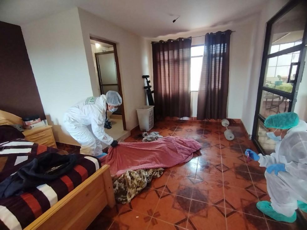 Una joven de 19 años murió por un disparo, presumen feminicidio 