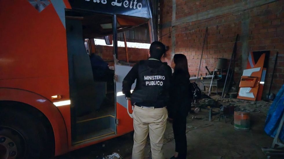Allanamientos buscan esclarecer accidente del bus Padcaya 