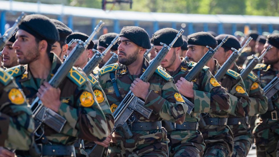 Irán minimiza las amenazas del enemigo