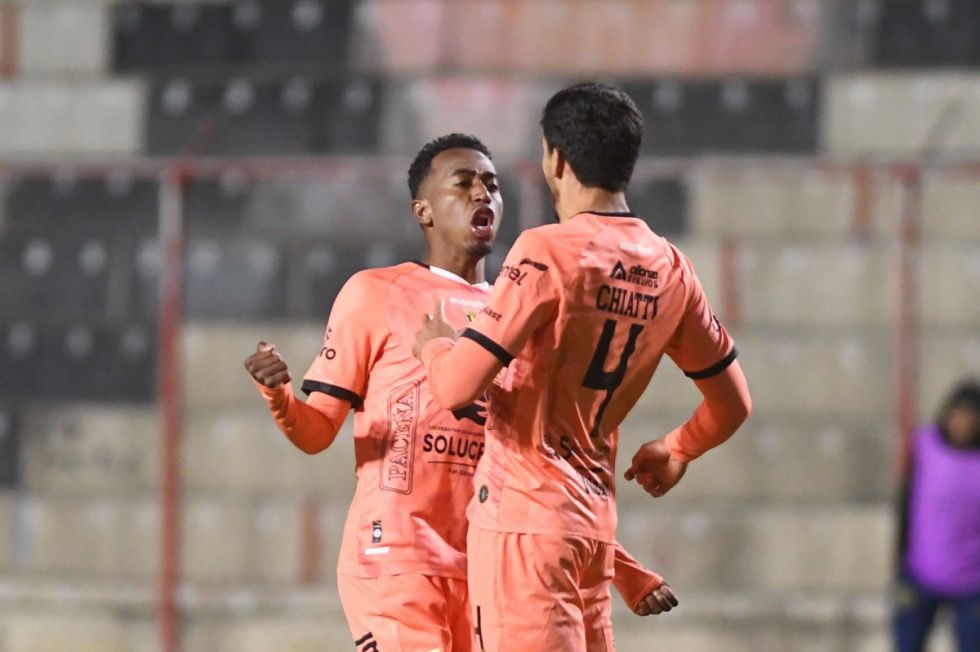 The Strongest logra remontar ante ABB y alcanza la cima
