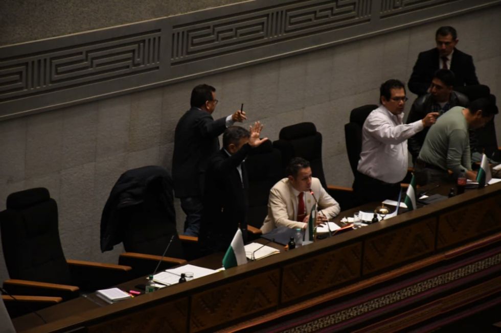 Asamblea aprueba ampliar por 90 días el  Estado de excepción en Bolivia