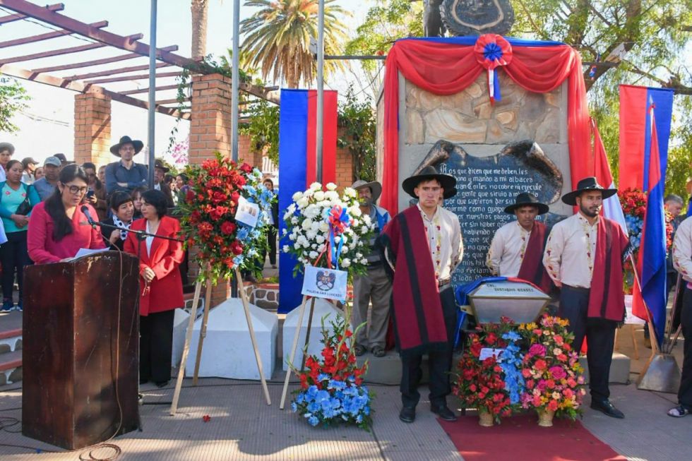 Tarija recuerda a Eustaquio Méndez en su natalicio