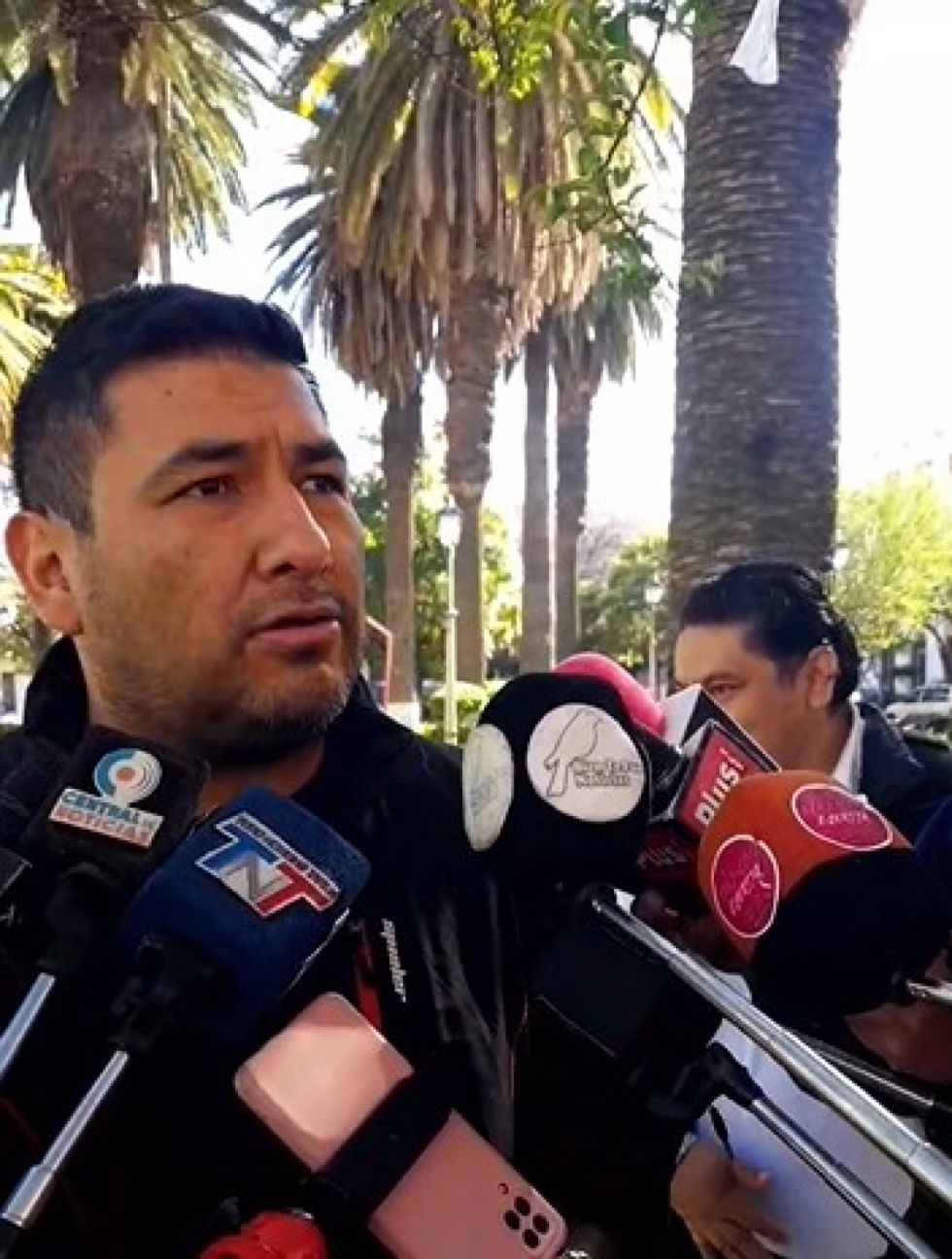 Juntas escolares califican de “atentado” el paro y exigen estudio de costos para definir tarifa