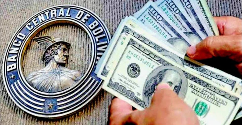 BCB inmoviliza liquidez bancaria; expertos advierten que reducirá crédito y afectará al empleo