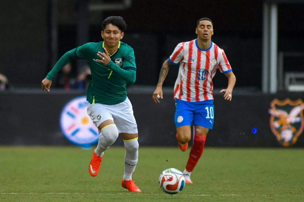 Cayó 2-0: Bolivia con buenas intenciones, pero con los errores del pasado ante Paraguay