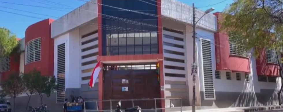Hijo de portera habría apuñalado a un estudiante de 12 años en el colegio Esteban Migliacci