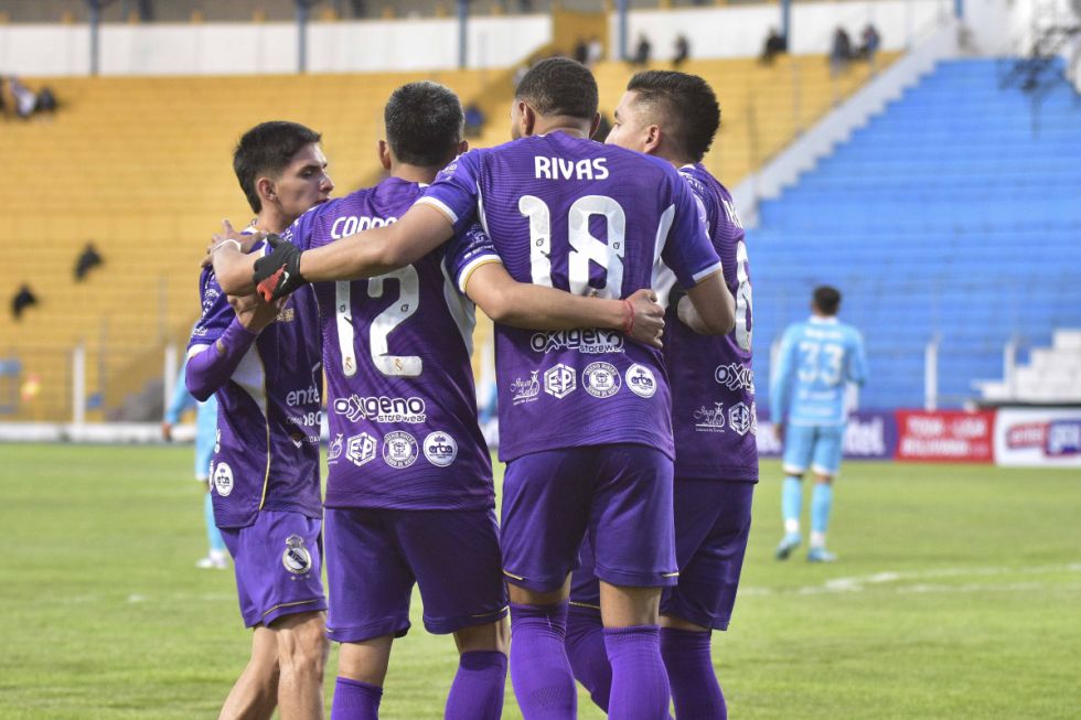 Real Potosí avanza a los cuartos de final con remontada