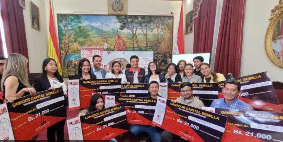 Alcaldía aplica tres programas para apoyar a emprendedores 