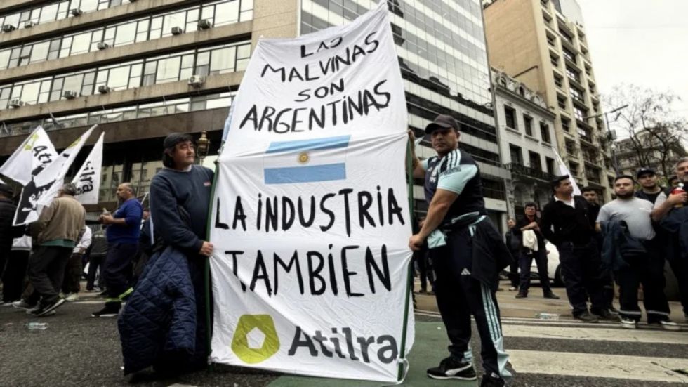 La CGT marchó contra el modelo Milei