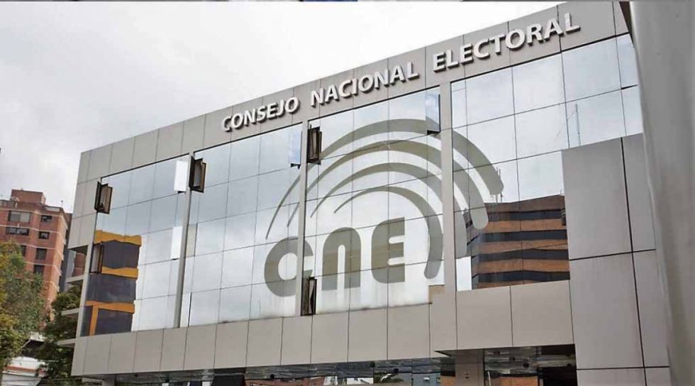 Ecuador: coordinan plan con la CNE ante riesgos climáticos