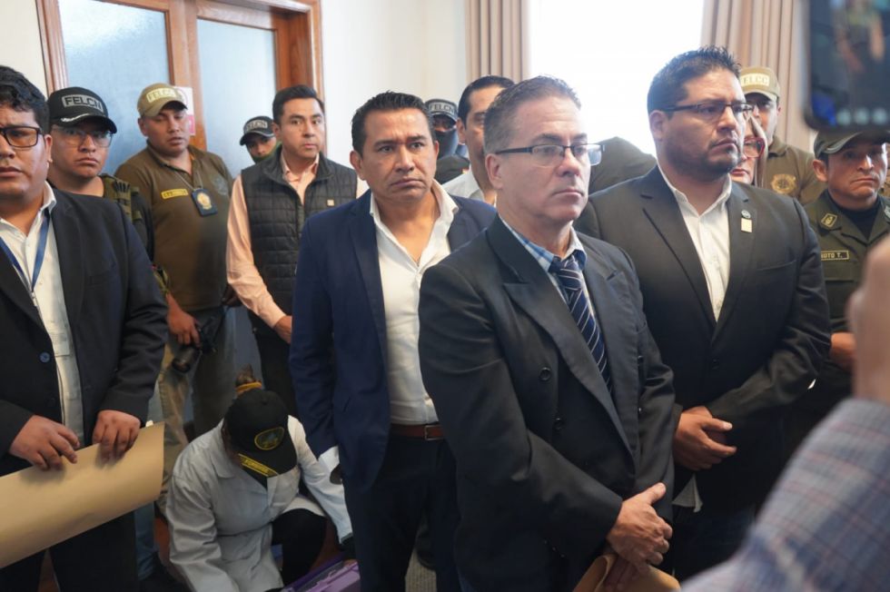 Entre dudas, Urioste nombra a Fiscales “antiguos” en distritos