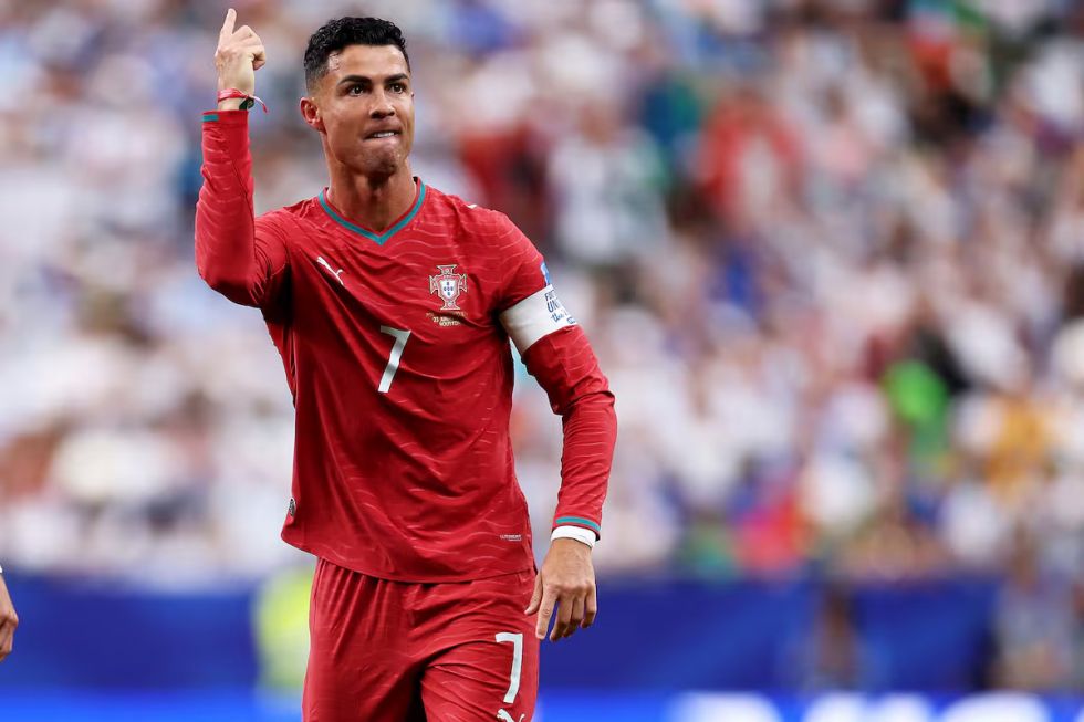 CR7 se declara el mejor de la historia y reaviva el debate con Lionel Messi