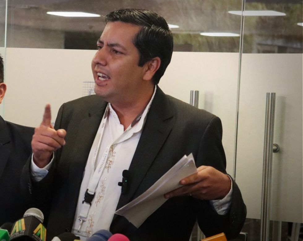 Proponen mejorar renta de los jubilados del Senasir 
