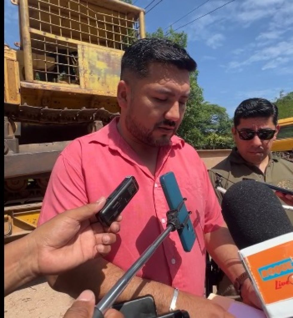 Gobierno Regional del Chaco recupera oruga perdida hace 10 años 