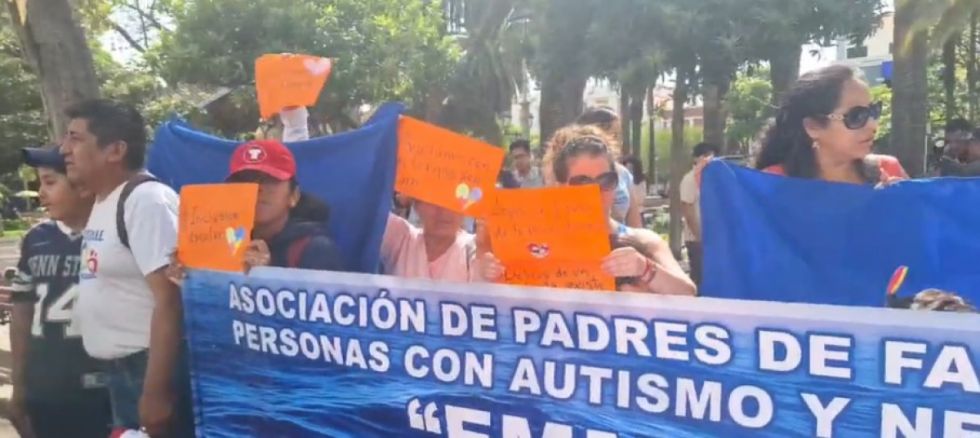 «Cero presupuesto para el autismo»: padres exigen atención en Tarija