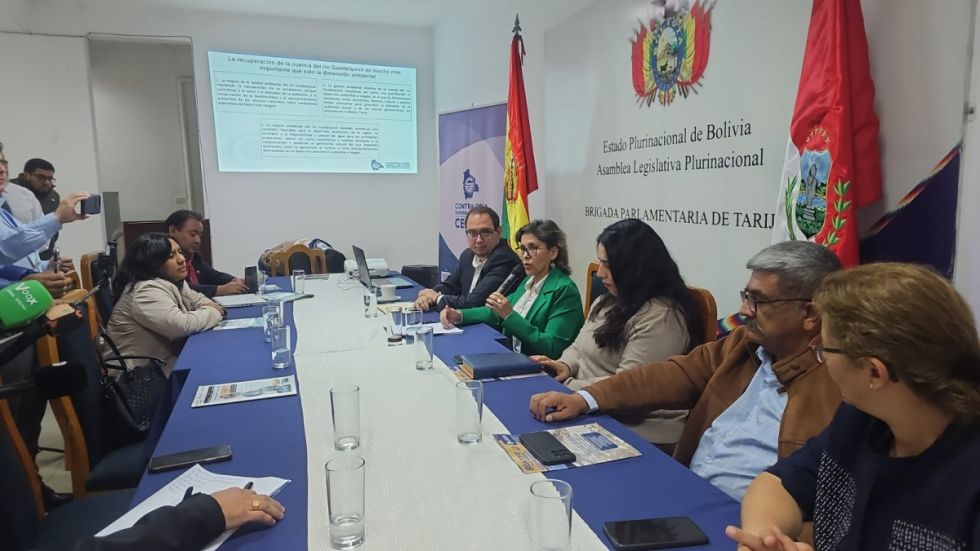 Contraloría conmina a fortalecer acciones contra la contaminación del río Guadalquivir 