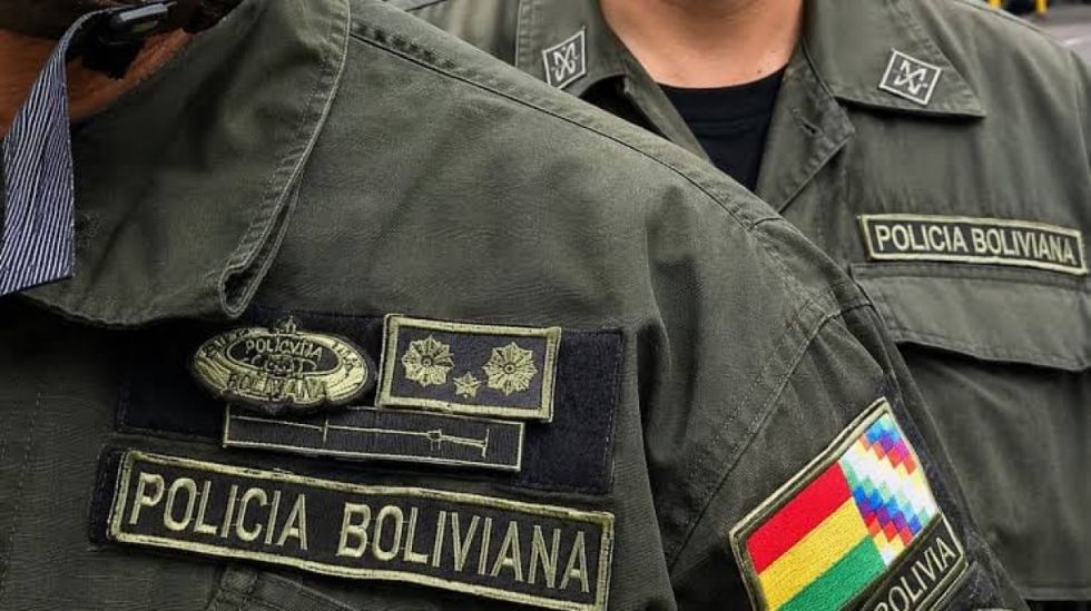 Policía imputado por tentativa de feminicidio tenía antecedentes