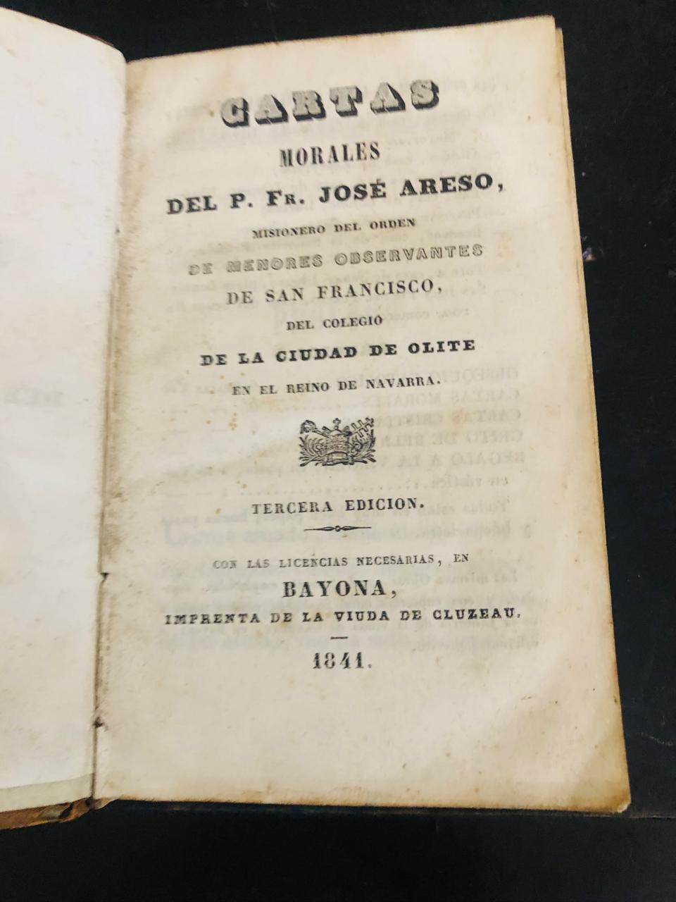 Pura Cepa, El País, Biblioteca, Portachuelo